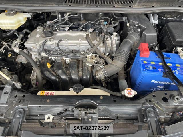 Toyota VOXY 2020-07 8342845-17