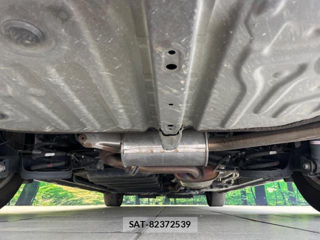 Toyota VOXY 2020-07 8342845-18