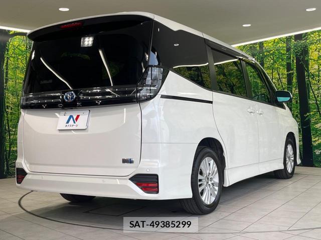 Toyota VOXY 2023-09 8342846-16