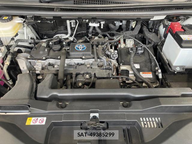 Toyota VOXY 2023-09 8342846-17