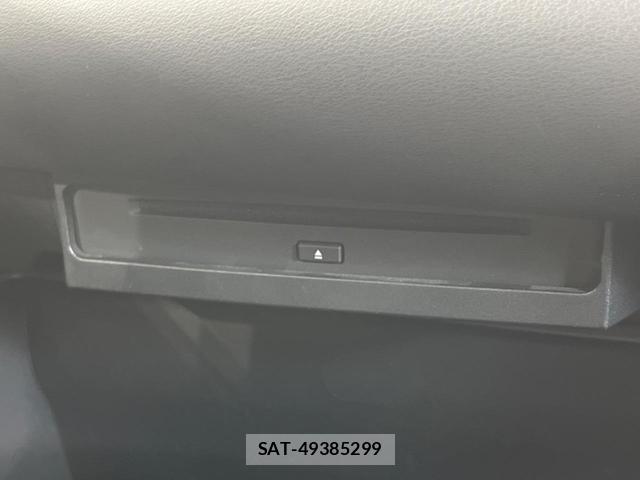 Toyota VOXY 2023-09 8342846-5