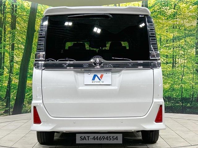 Toyota VOXY 2020-12 8343035-15
