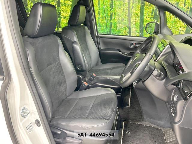 Toyota VOXY 2020-12 8343035-7