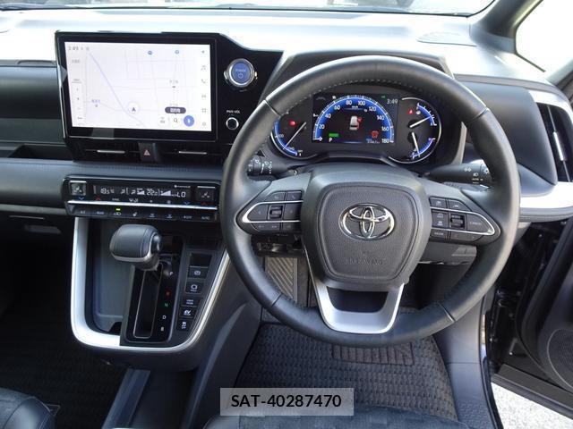 Toyota VOXY 2023-09 8343164-15