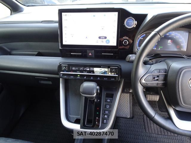 Toyota VOXY 2023-09 8343164-16