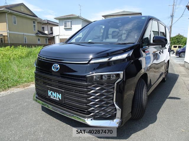 Toyota VOXY 2023-09 8343164-2