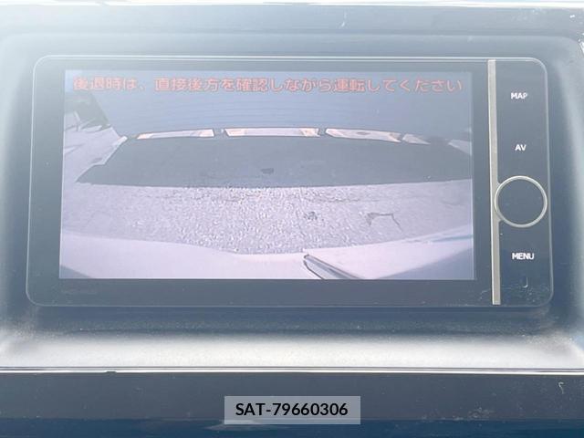 Toyota VOXY 2014-07 8343344-5