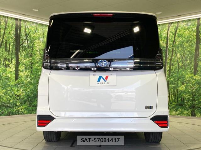 Toyota VOXY 2024-09 8343497-14