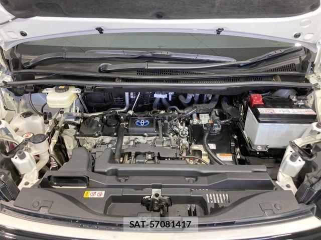 Toyota VOXY 2024-09 8343497-17