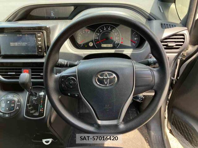 Toyota VOXY 2020-01 8343512-4