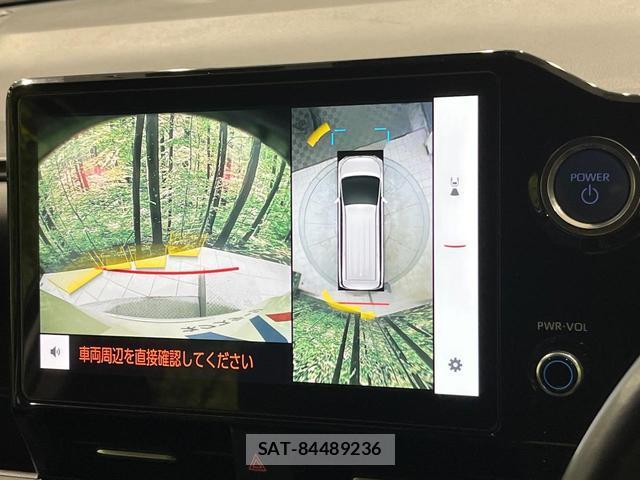 Toyota VOXY 2022-07 8343601-3
