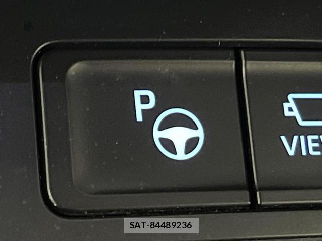 Toyota VOXY 2022-07 8343601-6