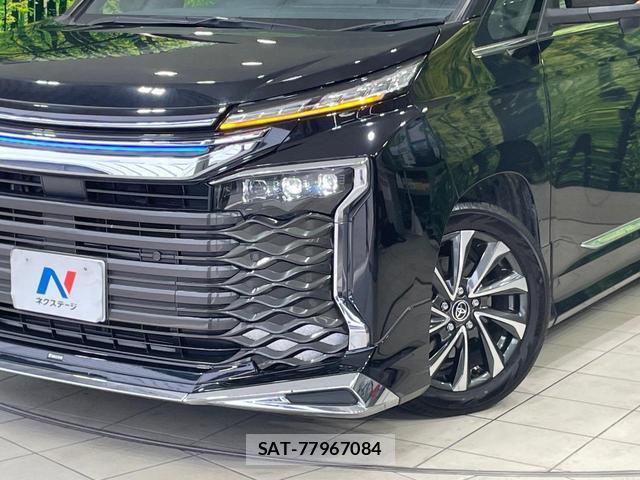 Toyota VOXY 2023-09 8343617-11