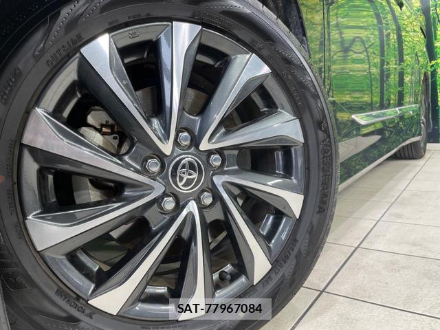 Toyota VOXY 2023-09 8343617-12