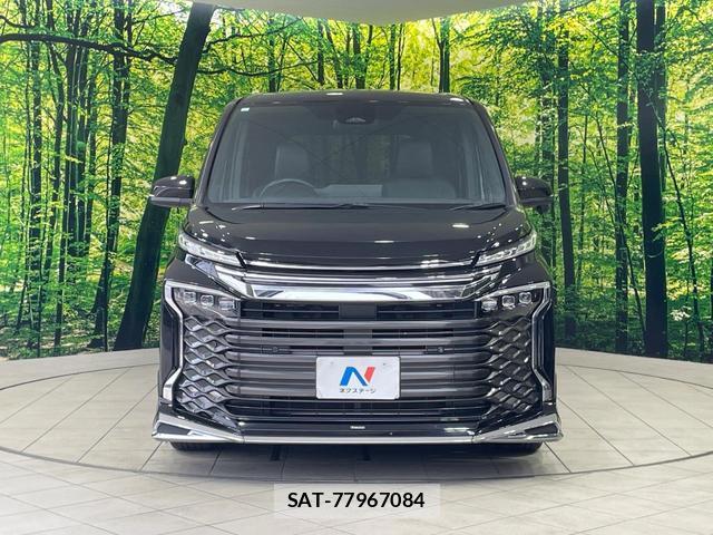 Toyota VOXY 2023-09 8343617-13