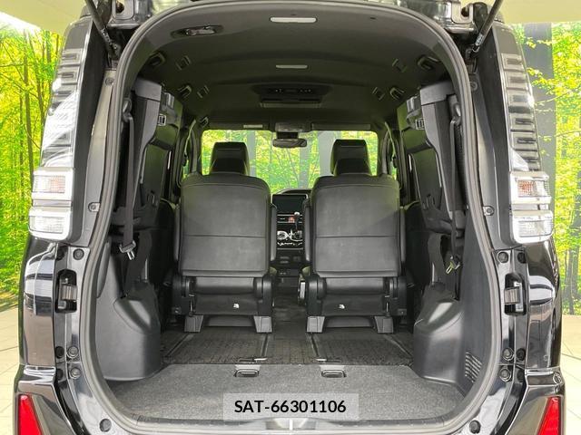 Toyota VOXY 2021-09 8343630-10