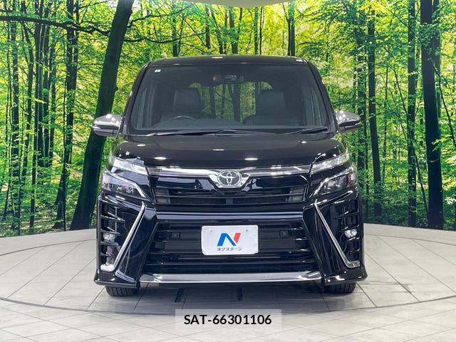 Toyota VOXY 2021-09 8343630-14