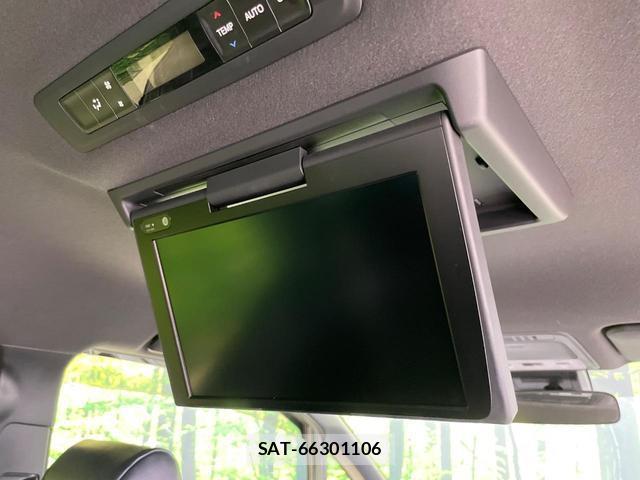 Toyota VOXY 2021-09 8343630-3