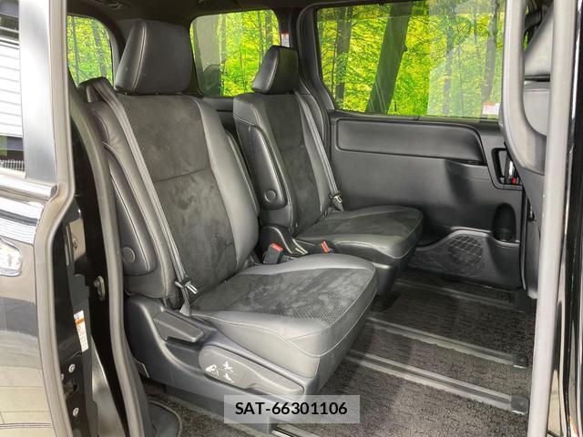 Toyota VOXY 2021-09 8343630-8