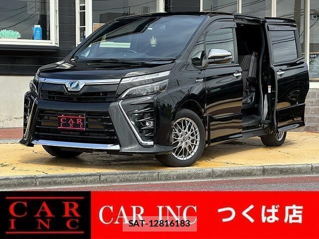 Toyota VOXY 2019-10 8343860-0