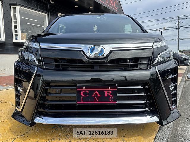 Toyota VOXY 2019-10 8343860-1