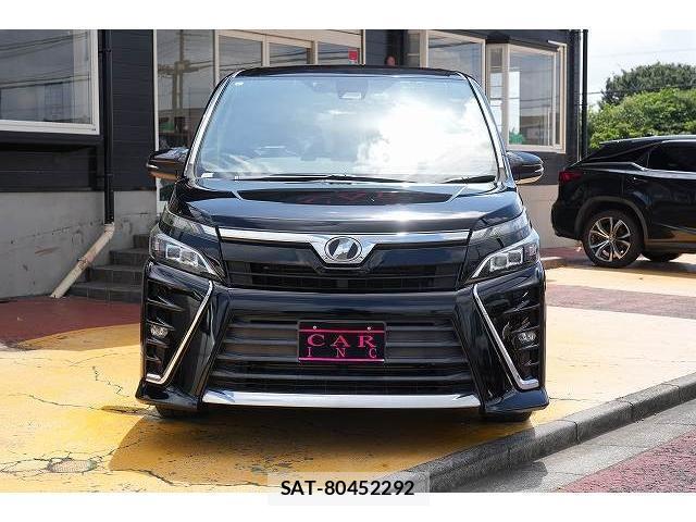 Toyota VOXY 2017-09 8343862-16