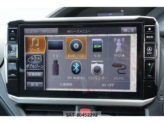 Toyota VOXY 2017-09 8343862-6