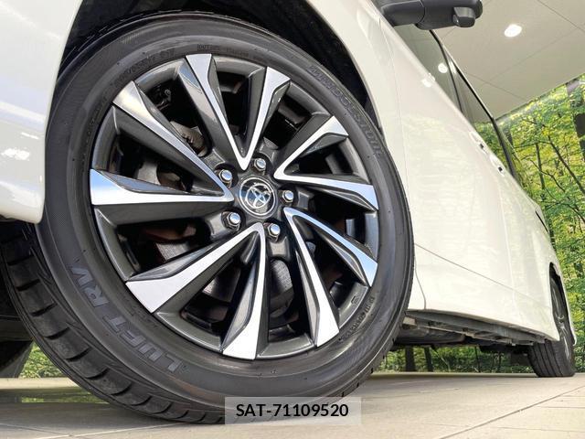 Toyota VOXY 2024-07 8343867-13