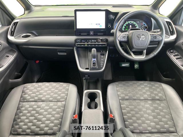 Toyota VOXY 2025-04 8344249-1