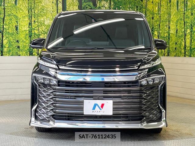 Toyota VOXY 2025-04 8344249-14