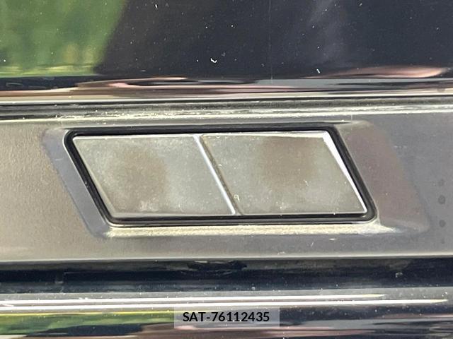 Toyota VOXY 2025-04 8344249-5