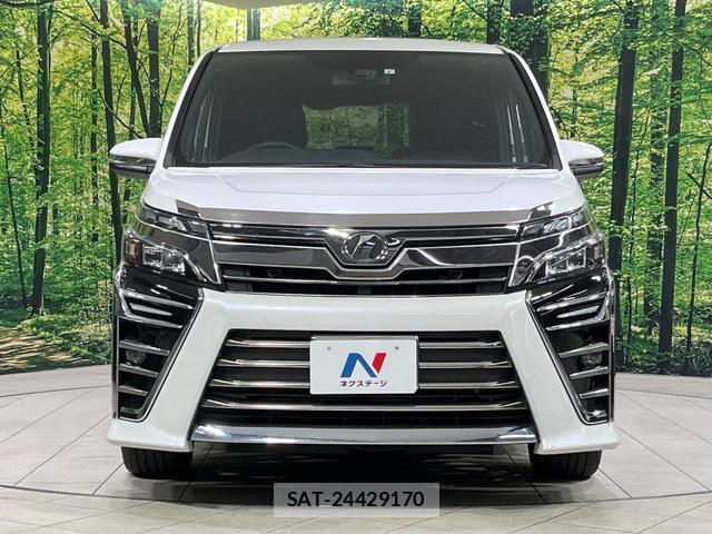 Toyota VOXY 2017-09 8344280-15