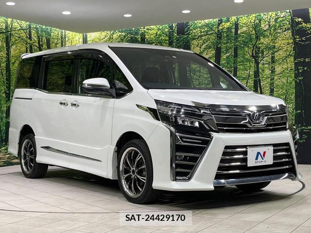 Toyota VOXY 2017-09 8344280-17