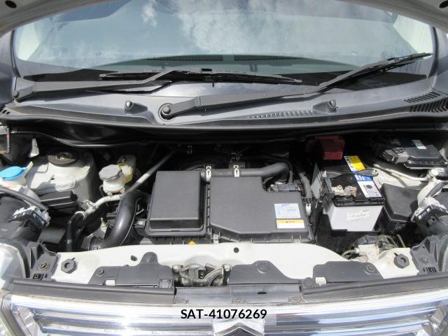 Suzuki WAGON R 2014-04 8343562-17