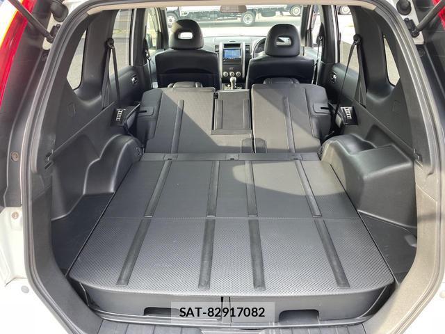 Nissan X-TRAIL 2013-05 8342131-9