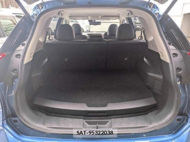 Nissan X-TRAIL 2017-07 8342153-12