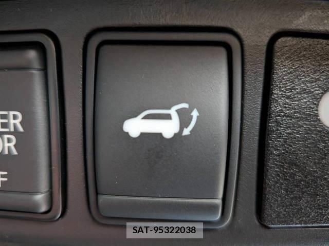Nissan X-TRAIL 2017-07 8342153-6