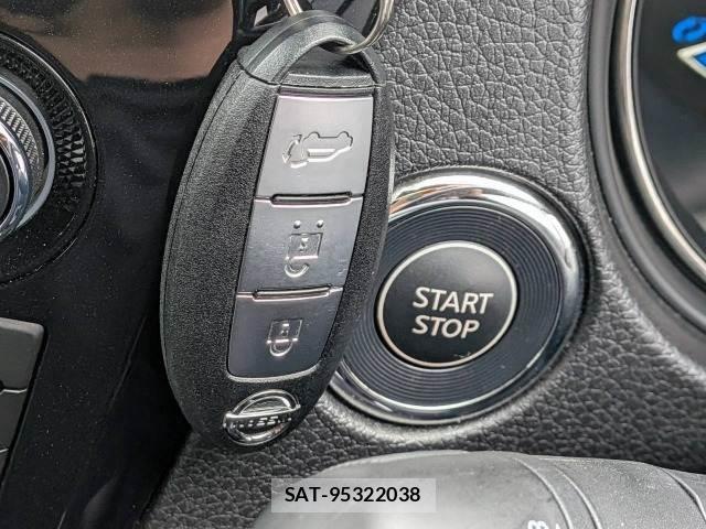 Nissan X-TRAIL 2017-07 8342153-9