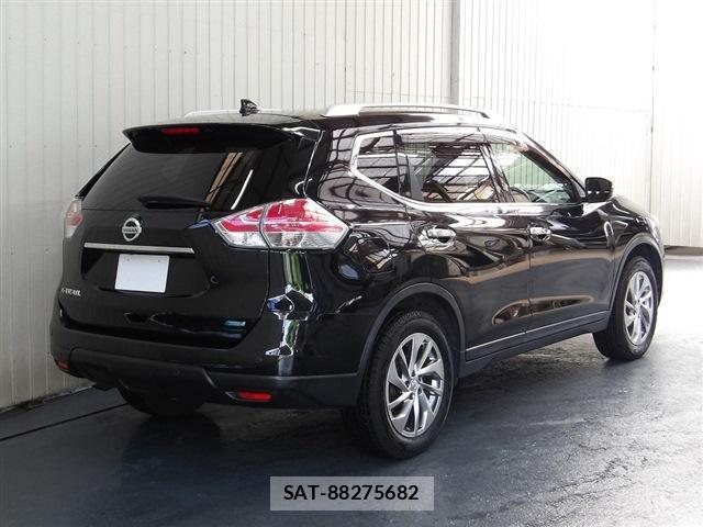Nissan X-TRAIL 2017-01 8342384-9