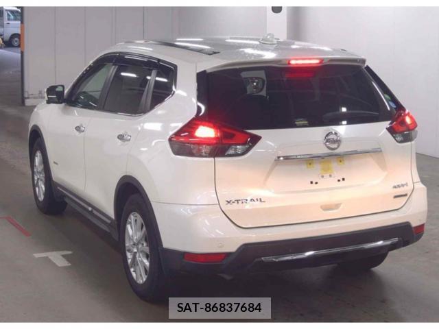 Nissan X-TRAIL 2019-03 8342628-4