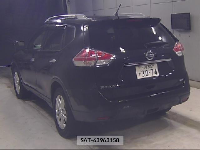 Nissan X-TRAIL 2016-04 8342958-1