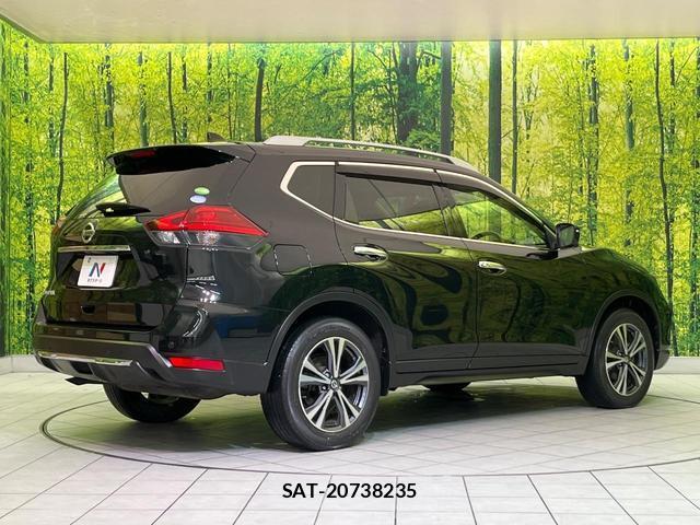 Nissan X-TRAIL 2018-06 8343196-16