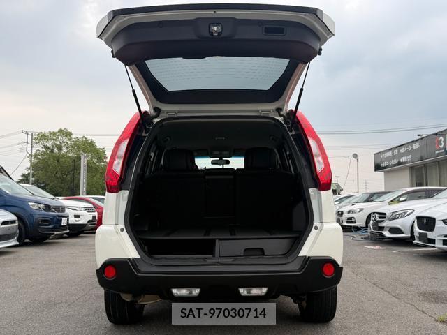 Nissan X-TRAIL 2013-06 8343529-14
