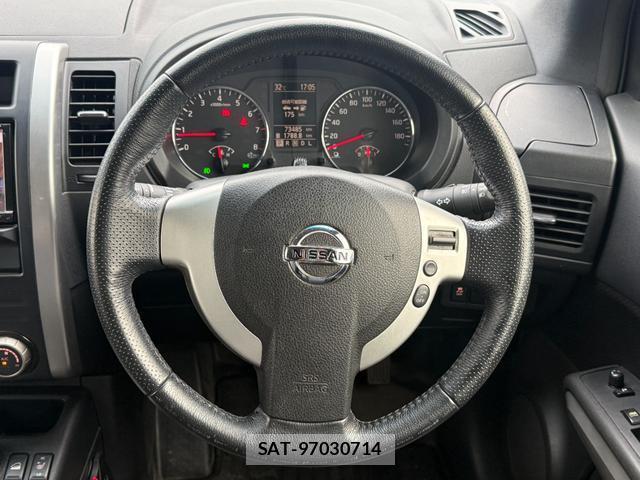 Nissan X-TRAIL 2013-06 8343529-18