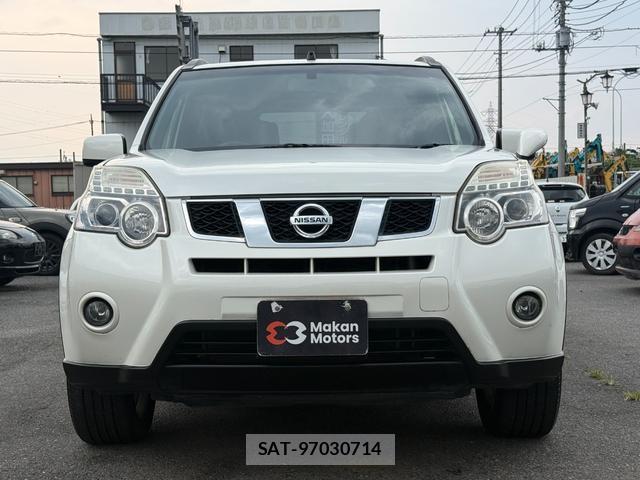 Nissan X-TRAIL 2013-06 8343529-2