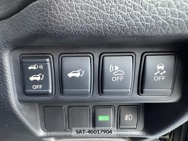 Nissan X-TRAIL 2016-02 8343582-12
