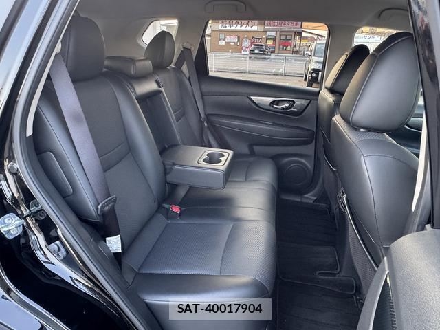 Nissan X-TRAIL 2016-02 8343582-15