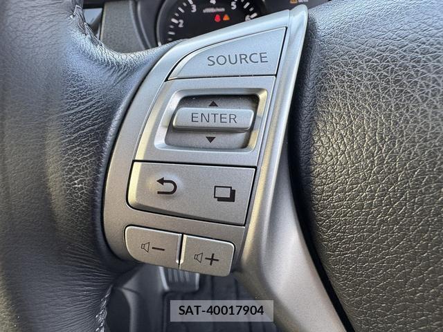 Nissan X-TRAIL 2016-02 8343582-9