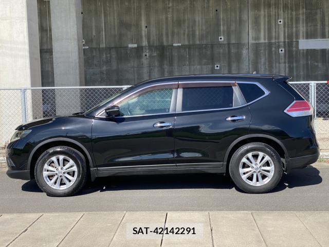 Nissan X-TRAIL 2014-03 8344353-6