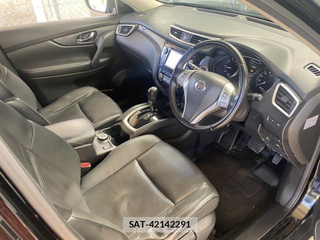 Nissan X-TRAIL 2014-03 8344353-9